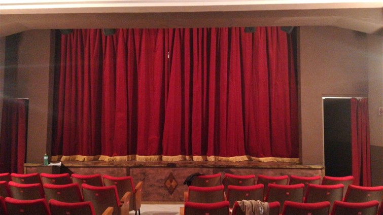 teatro la locandina