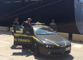 Riciclaggio e altri reati tributari, 8 misure cautelari della Gdf. I nomi