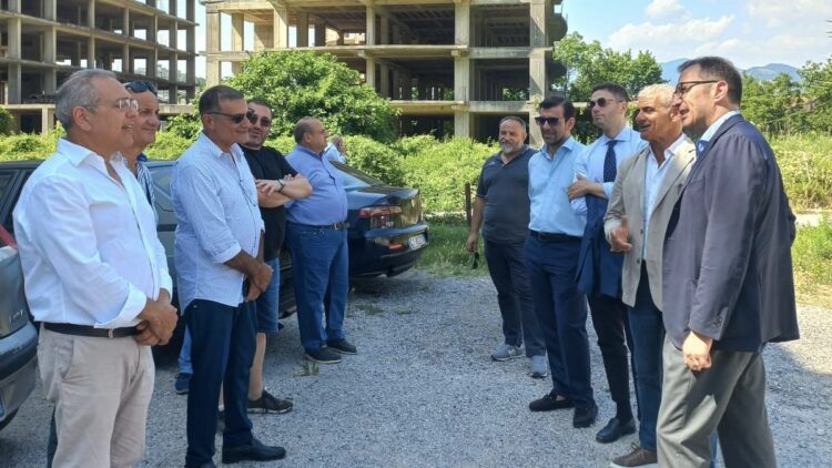 “Scheletri” di Montevescovado, conferenza Comune e Acer chiusa la conferenza